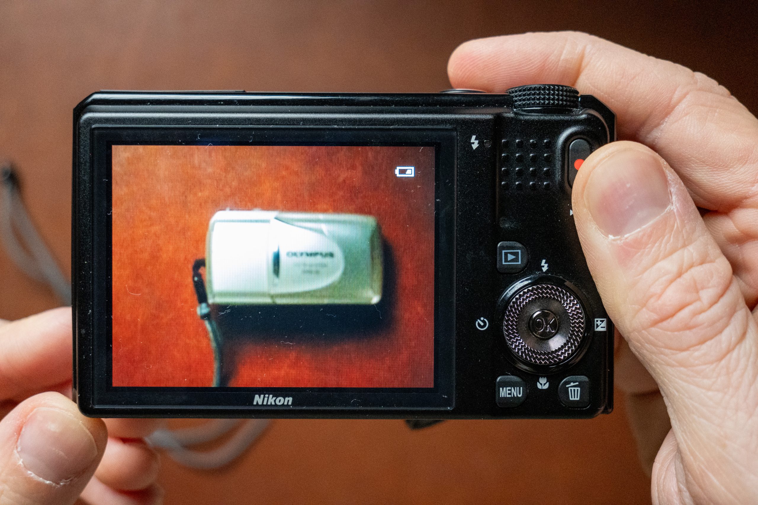 thrifting for Nikon Coolpix digi camera